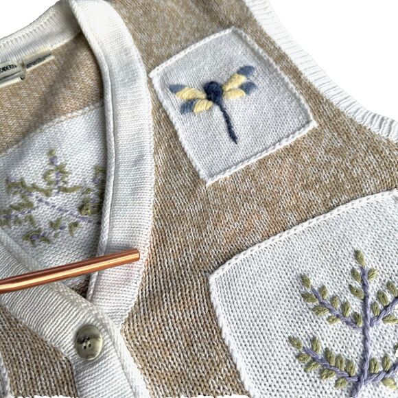 Vtg CJ Banks Hand Embroidered Garden Theme Sweater Vest Cottagecore PLUS Sz 1X - Picture 4 of 9